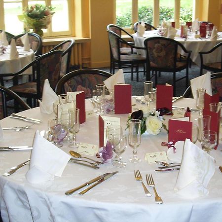 Hotel Restaurant Du Parc De La Colombiere Dijon Kültér fotó