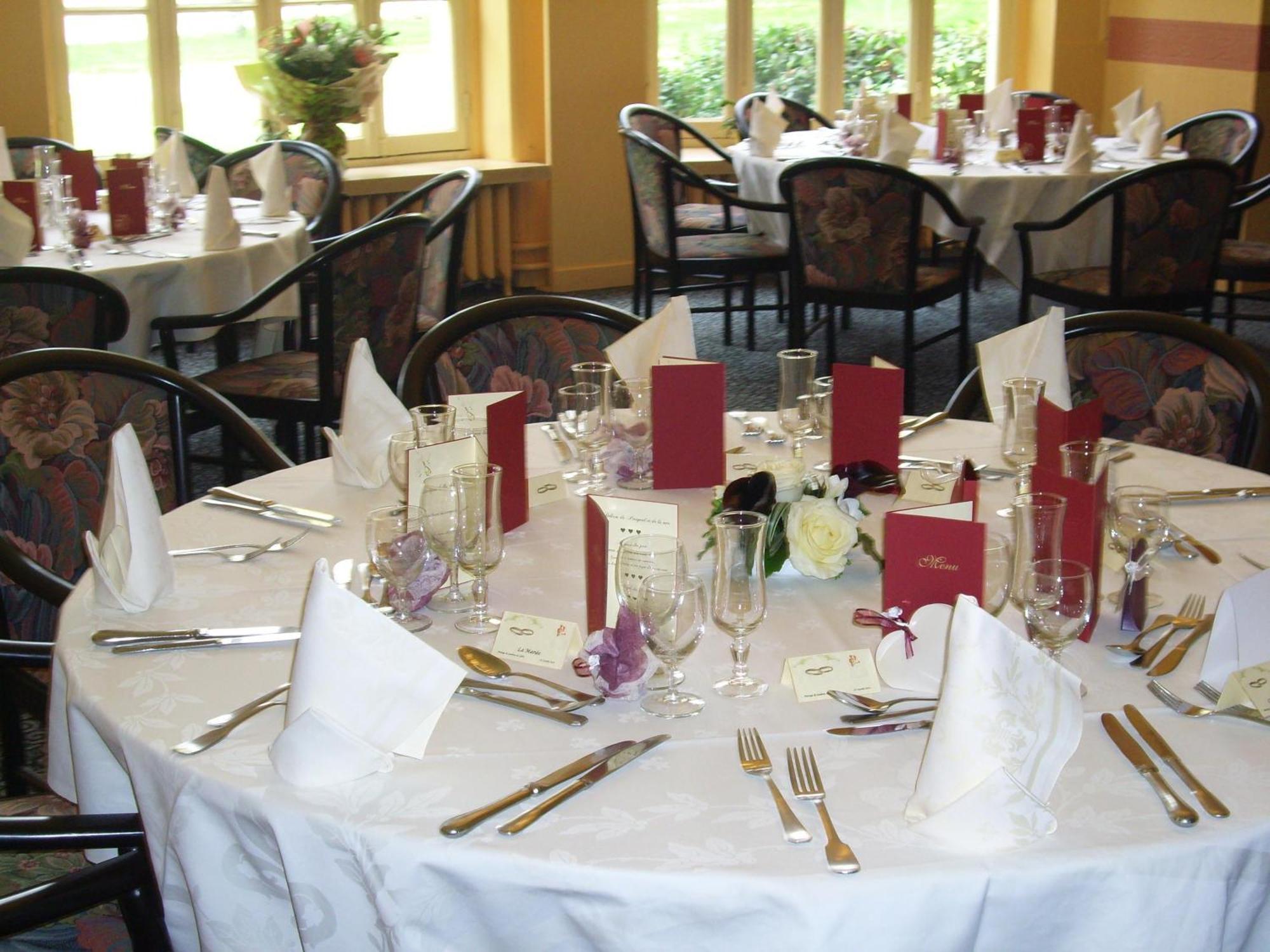 Hotel Restaurant Du Parc De La Colombiere Dijon Kültér fotó