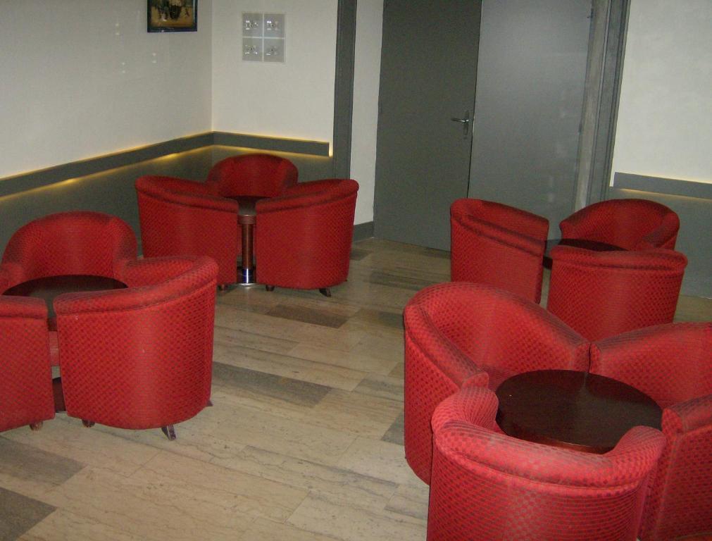 Hotel Restaurant Du Parc De La Colombiere Dijon Kültér fotó